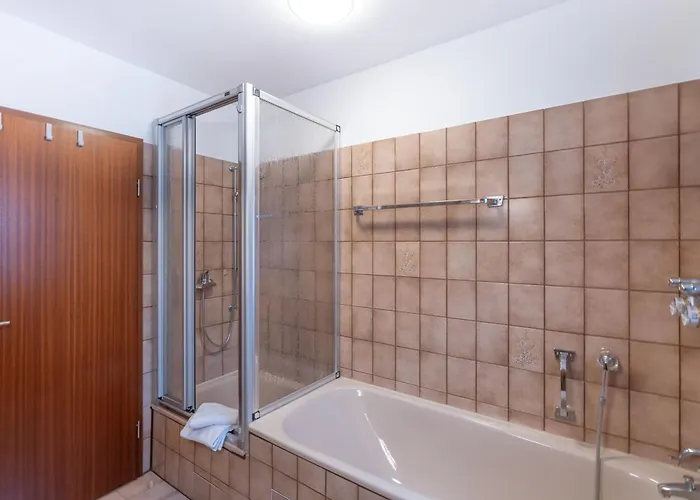 Appartement Panorama 2 *